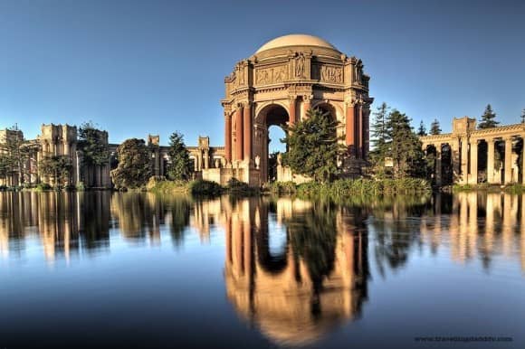 R2D2 - or the Palace of Fine Arts
