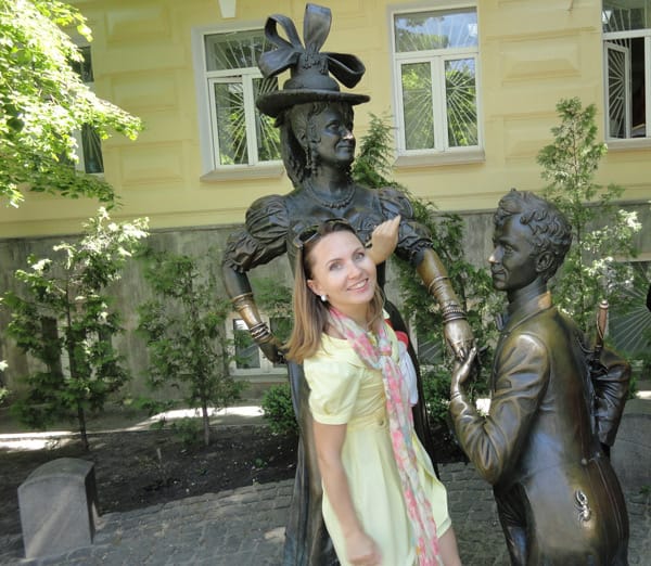 Oksana and The Statue of Love
